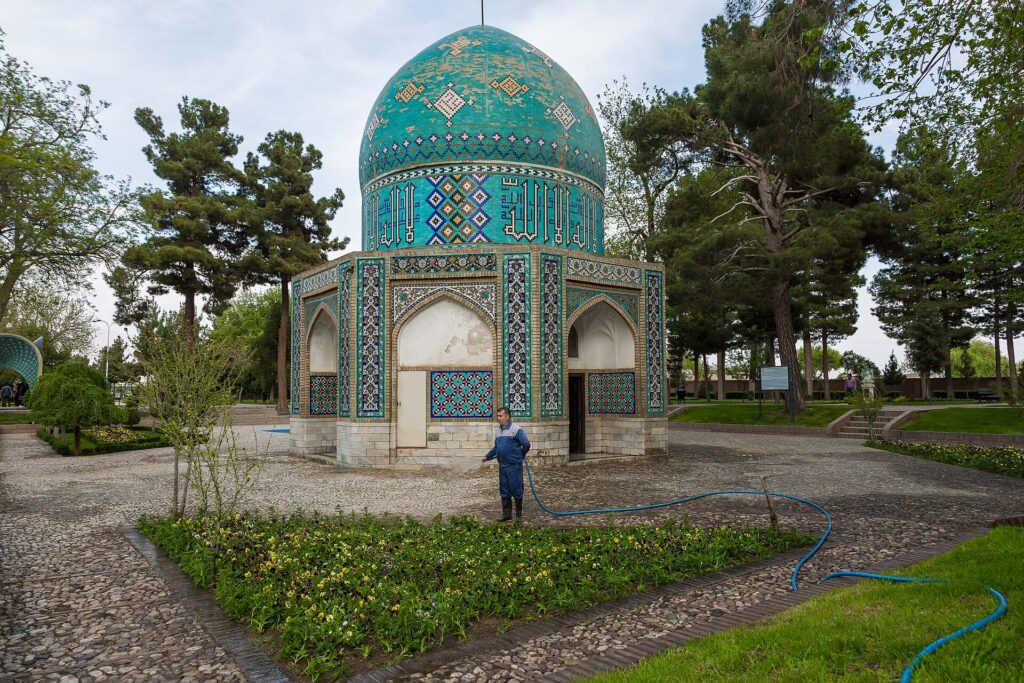 Detail of the Attar mausoleum.