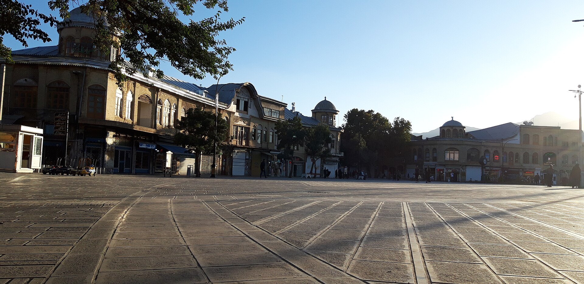 Hamedan's central square.