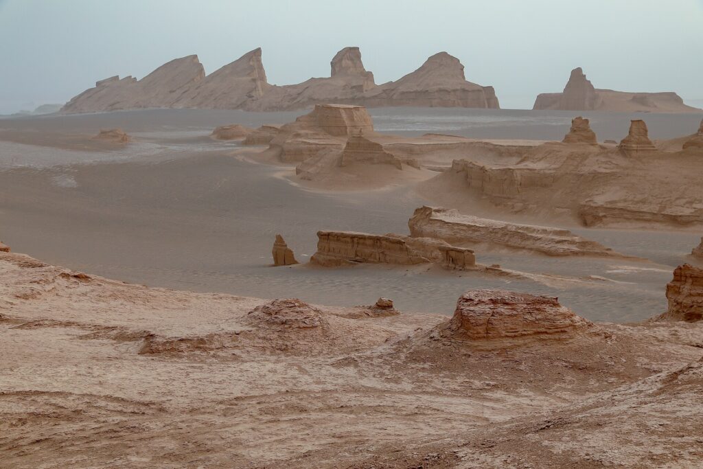 Ridges of the kaluts at dusk.